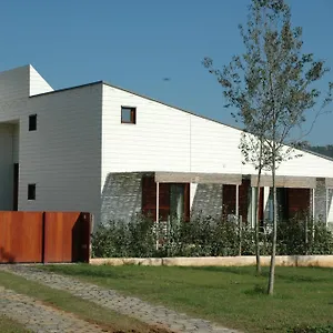 La Fustana 3*, Maia de Montcal Spanje