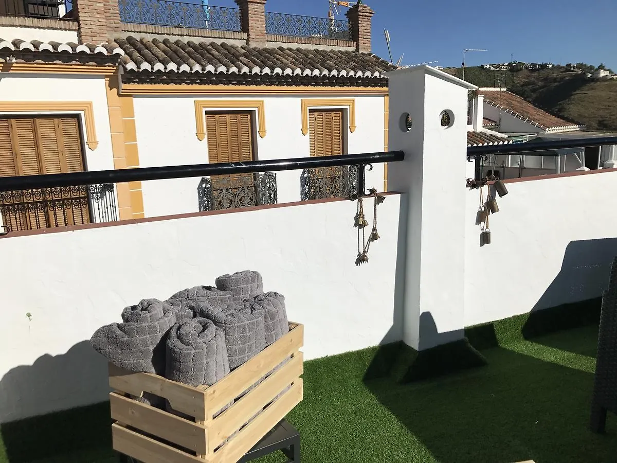 Bed & Breakfast Salamandra Plaza Cómpeta