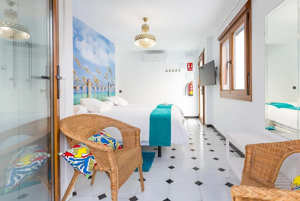 Salamandra Plaza Cómpeta Bed & Breakfast